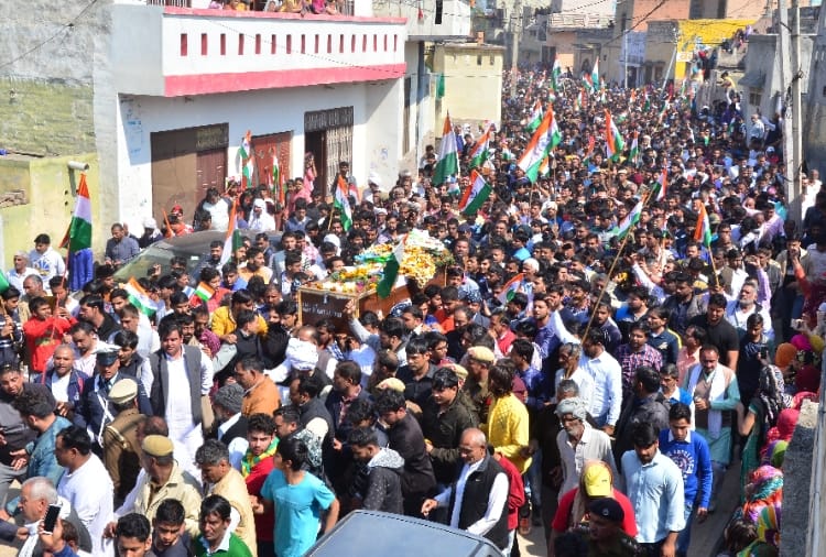 MI 17 helicopter crash Jhajjar Shaheed Vikrant sehrawat funeral