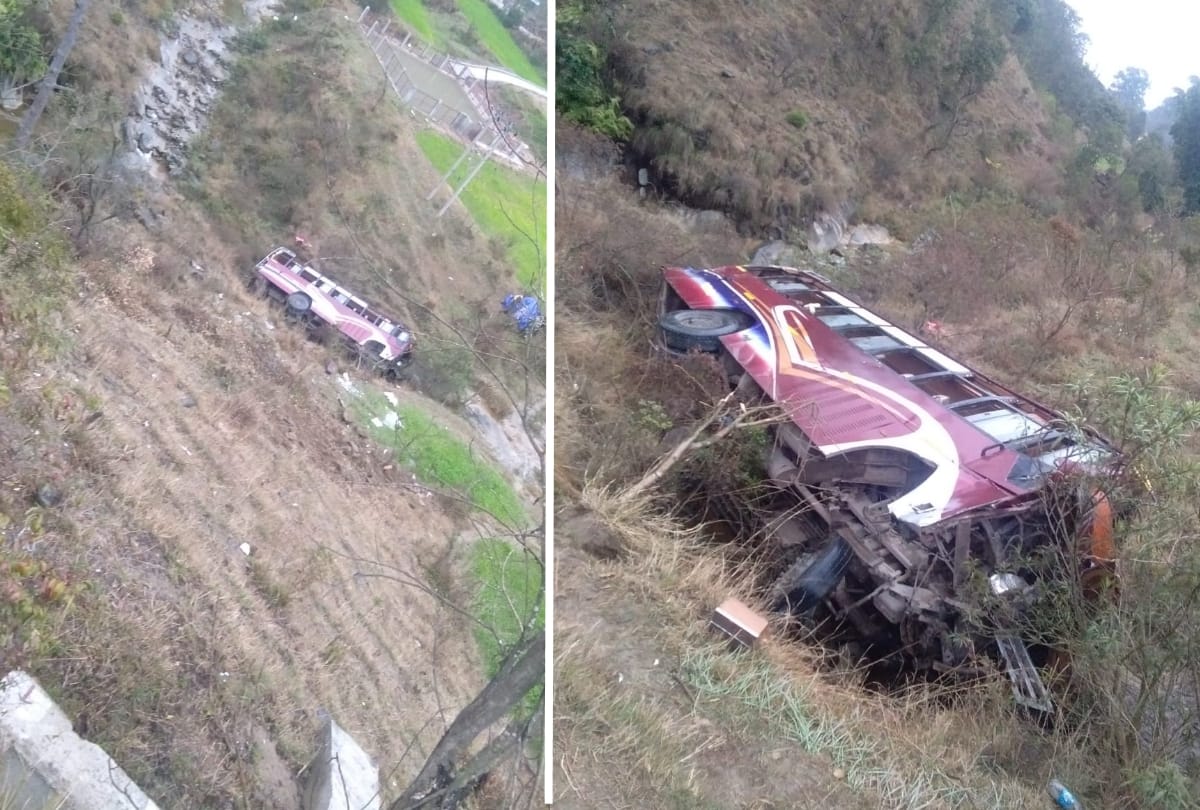 Many people died in bus rolled into deep gorge in jammu kashmir