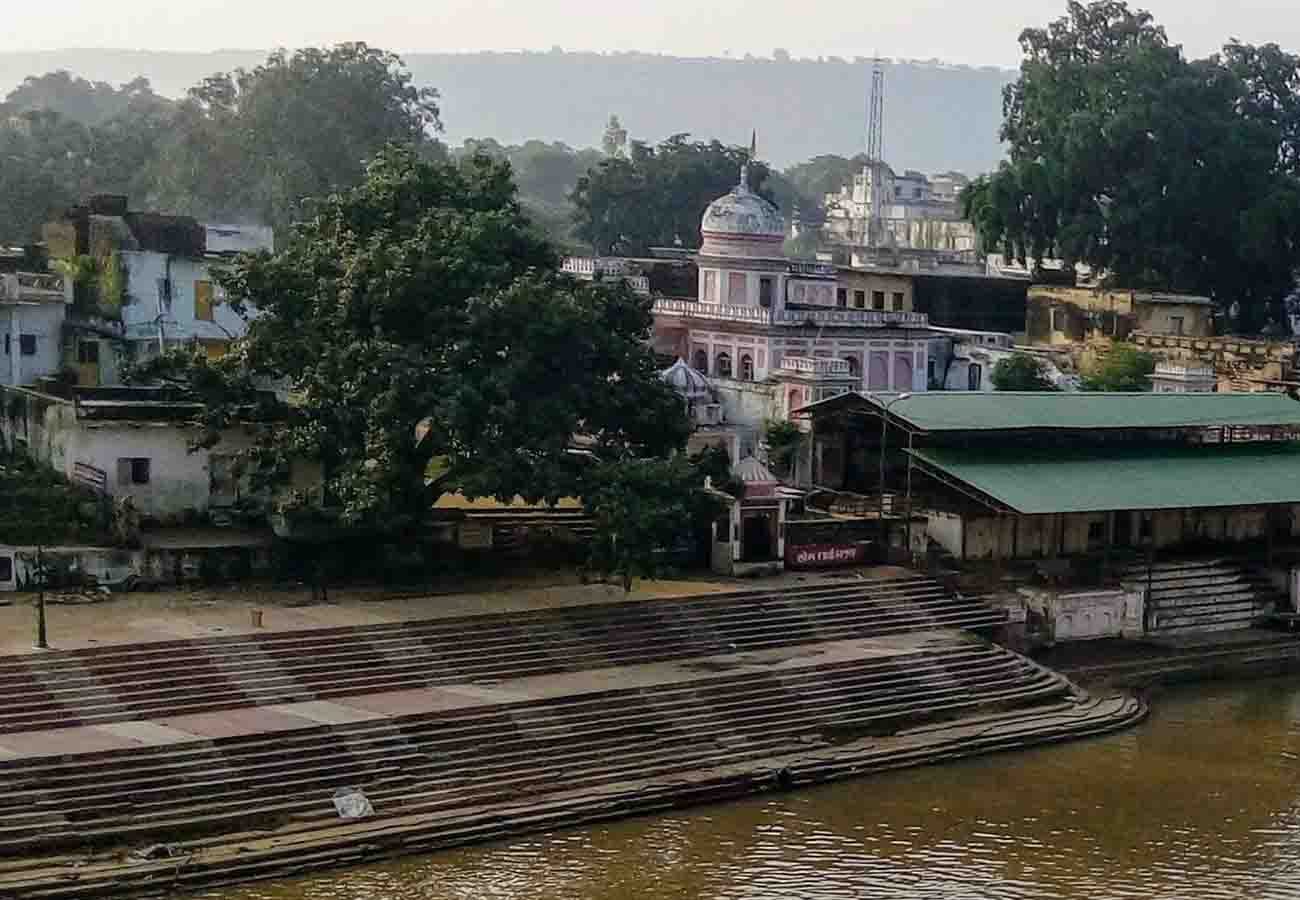 security guards committed suicide being upset by murder of twins