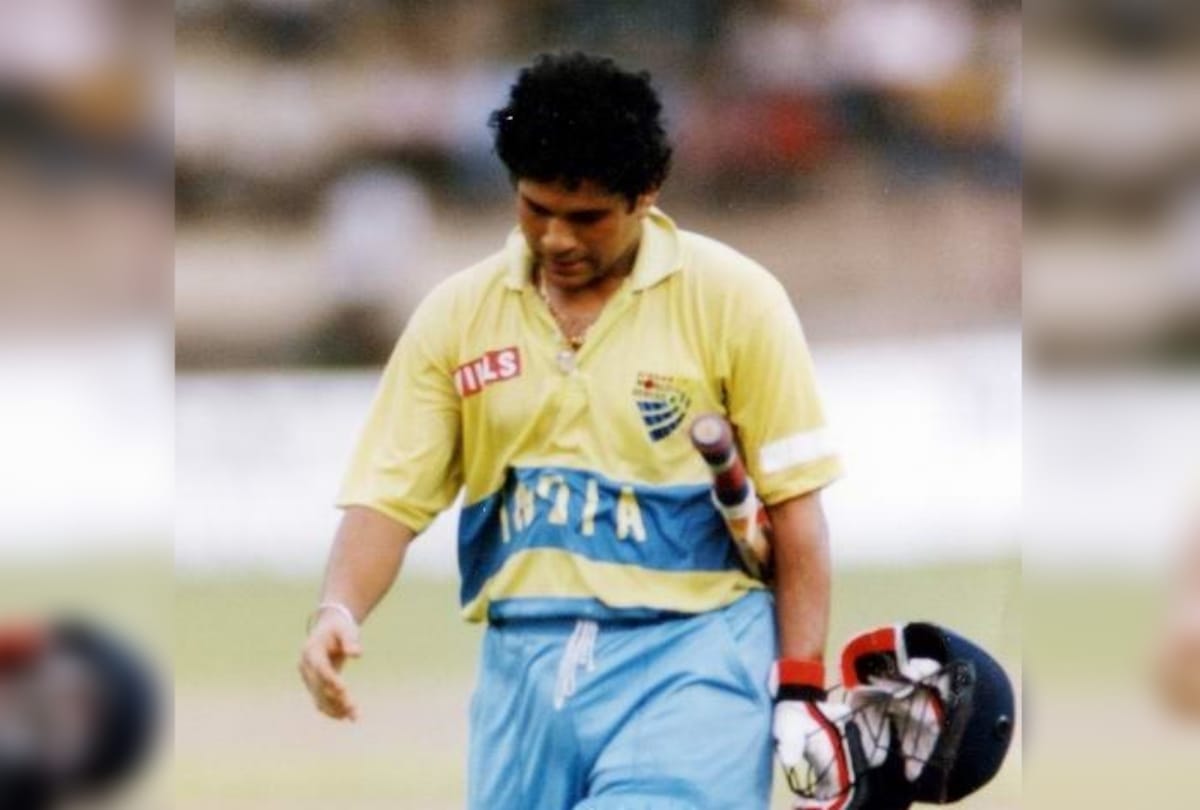 Evolution of India Cricket Jersey from 1980 to 2019