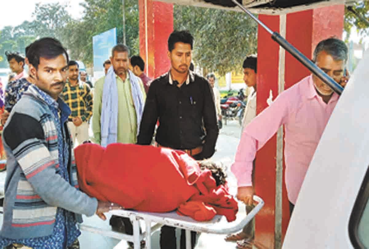 Woman killed in road accident, seven injured