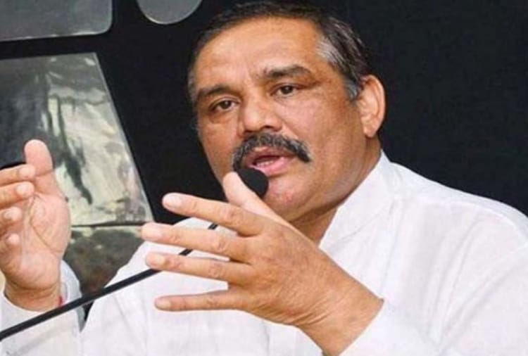 Union State Minister Vijay Sampla reached in Hisar