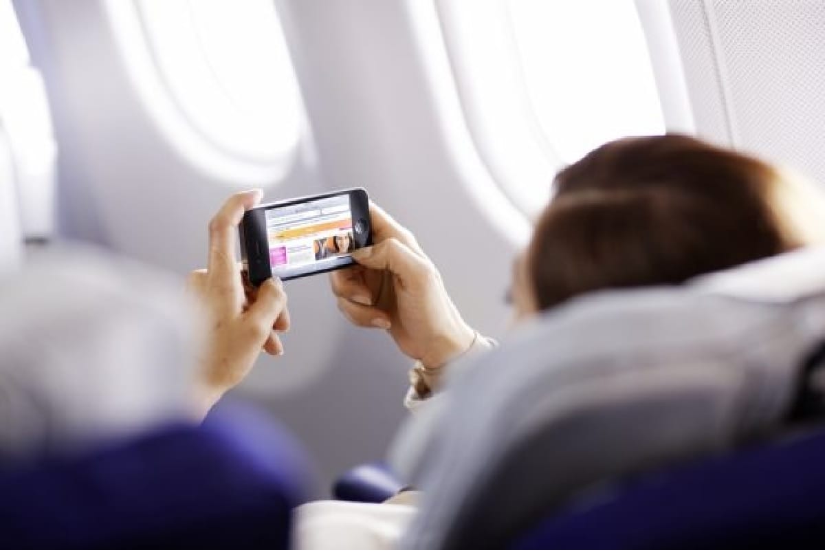 Licensed to provide in-flight connectivity services to three companies