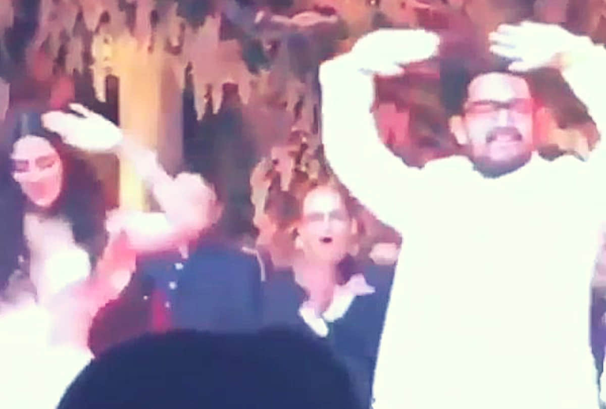 akash ambani and shloka mehta romantic dance in pre wedding ceremony