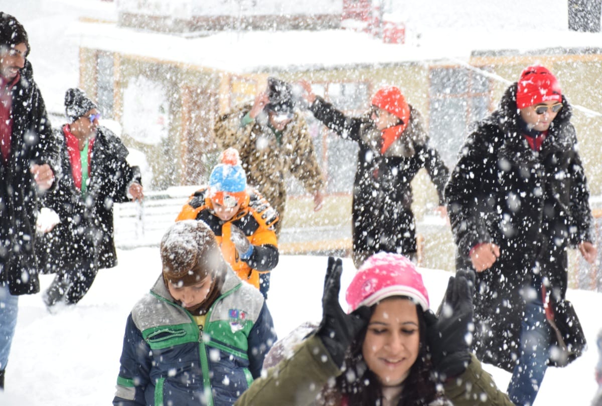 fresh snowfall recorded in himachal on 02 february