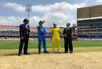 INDvAUS: Live coverage and scorecard of 1st ODI at Hyderabad between India and Australia