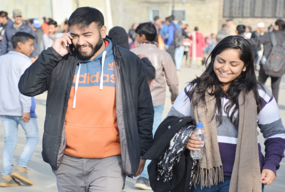 Number of tourists increased in himachal after heavy snowfall warning