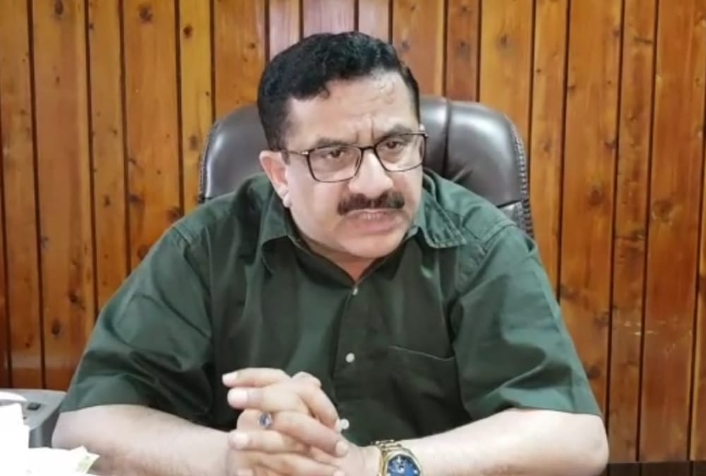 Waseem Rizvi warned to Ulema for protest against him.