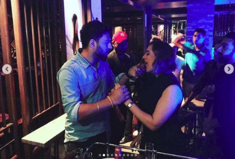 yuvraj singh wife and actress hazel keech birthday celebration