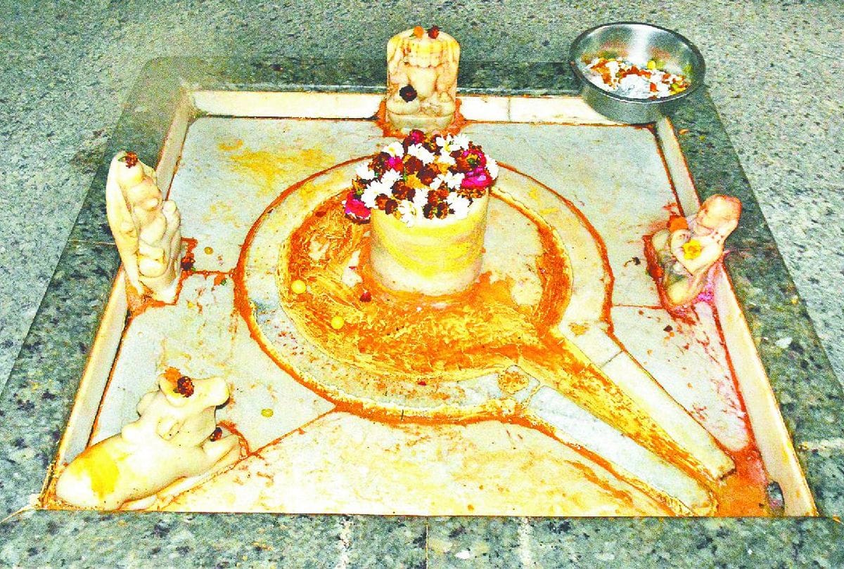 Sawan 2020 shiv temples did not open for devotees due to coronavirus