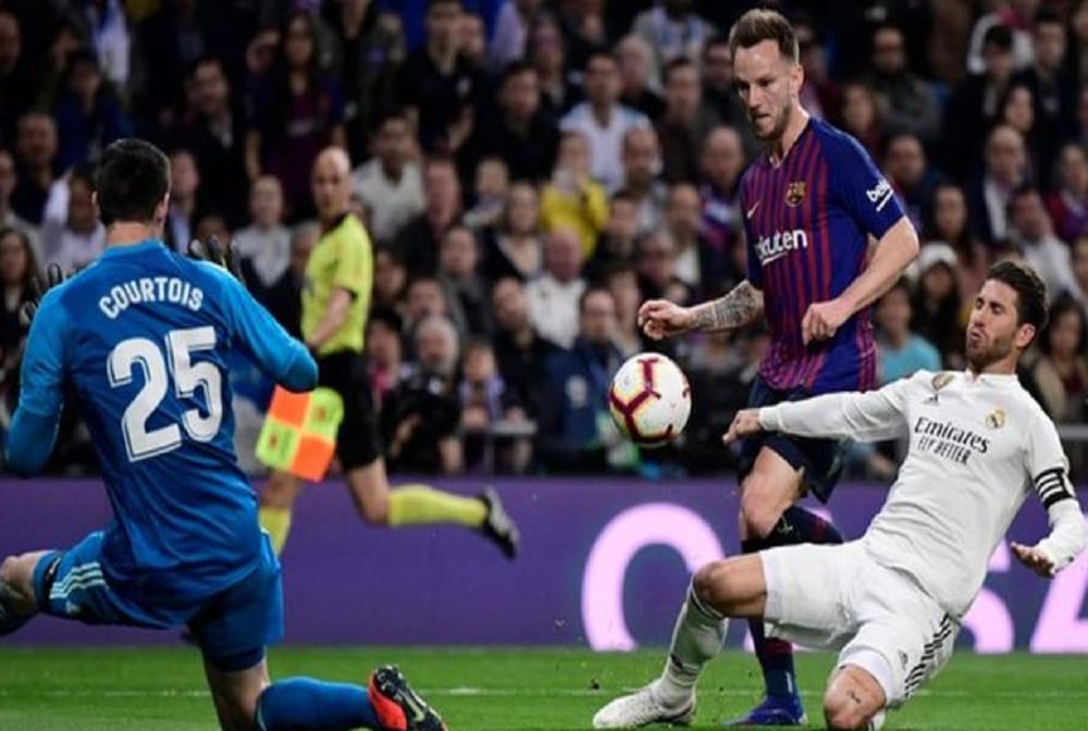 barcelona beat real madrid by 1-0 to break hope of title