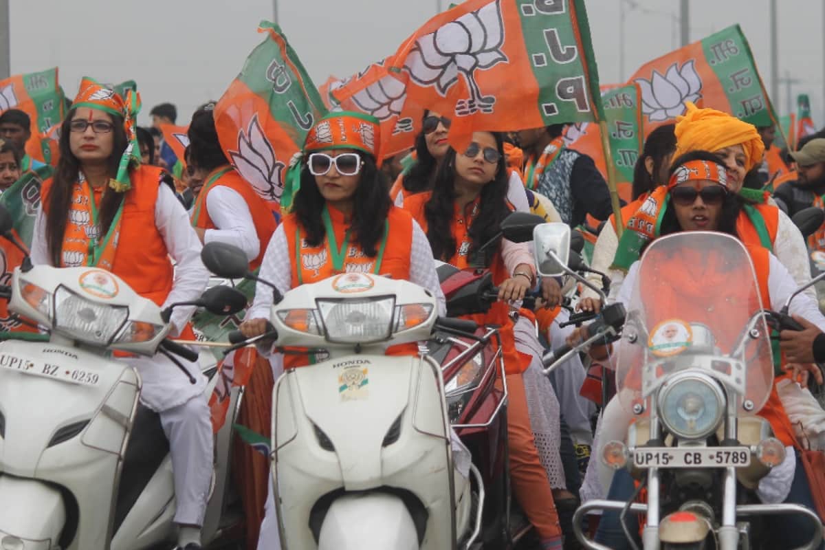 BJP shows the power by Vijay Sankalp bike rally in Meerut