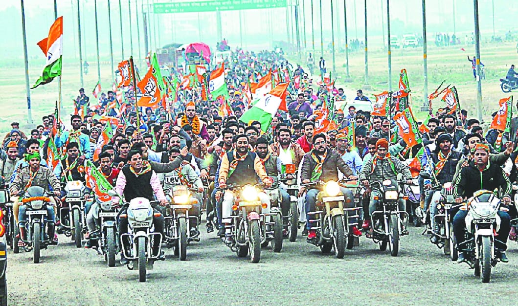 BJP's power show by Vijay Sankalp bike rallies