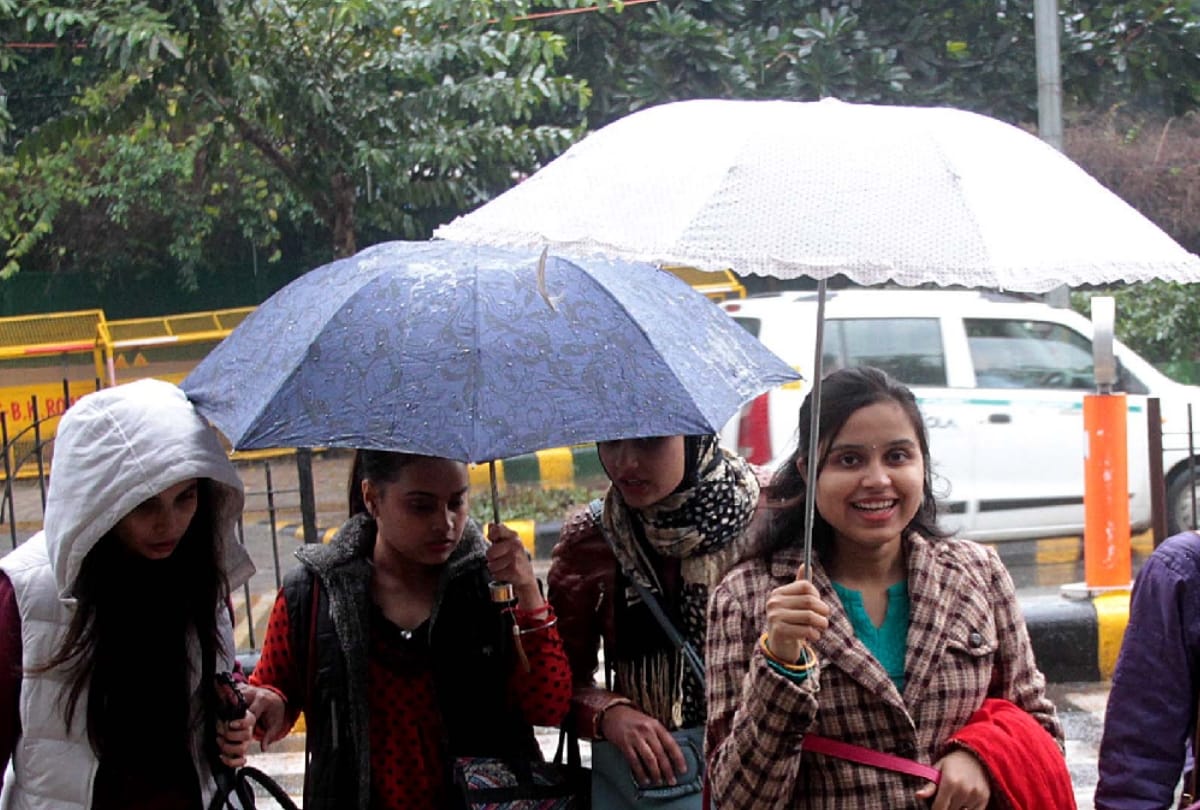 Delhi weather changes after rain, lowest temperature in past two years on 18 July