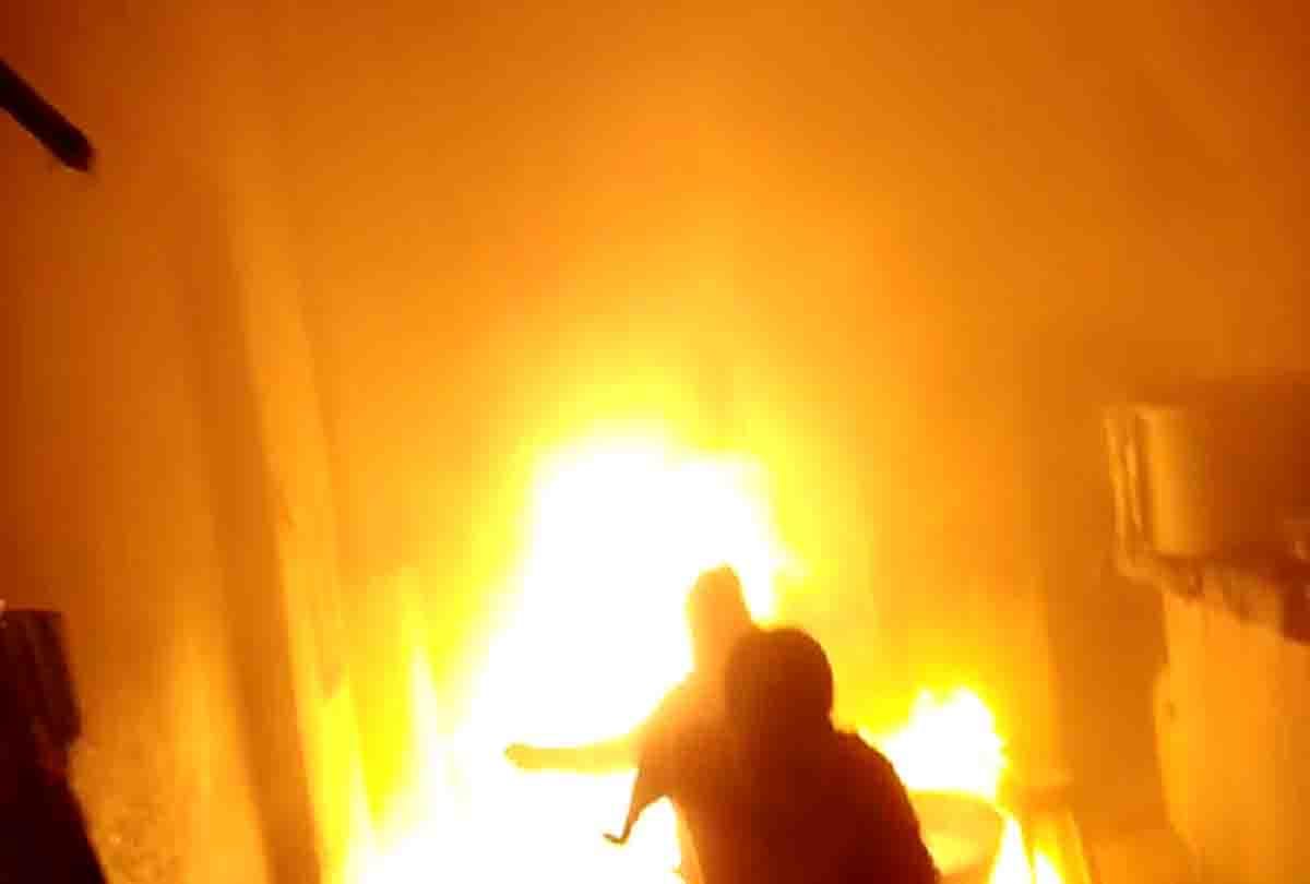 fire in a lpg gas cylinder leak five people Scorching