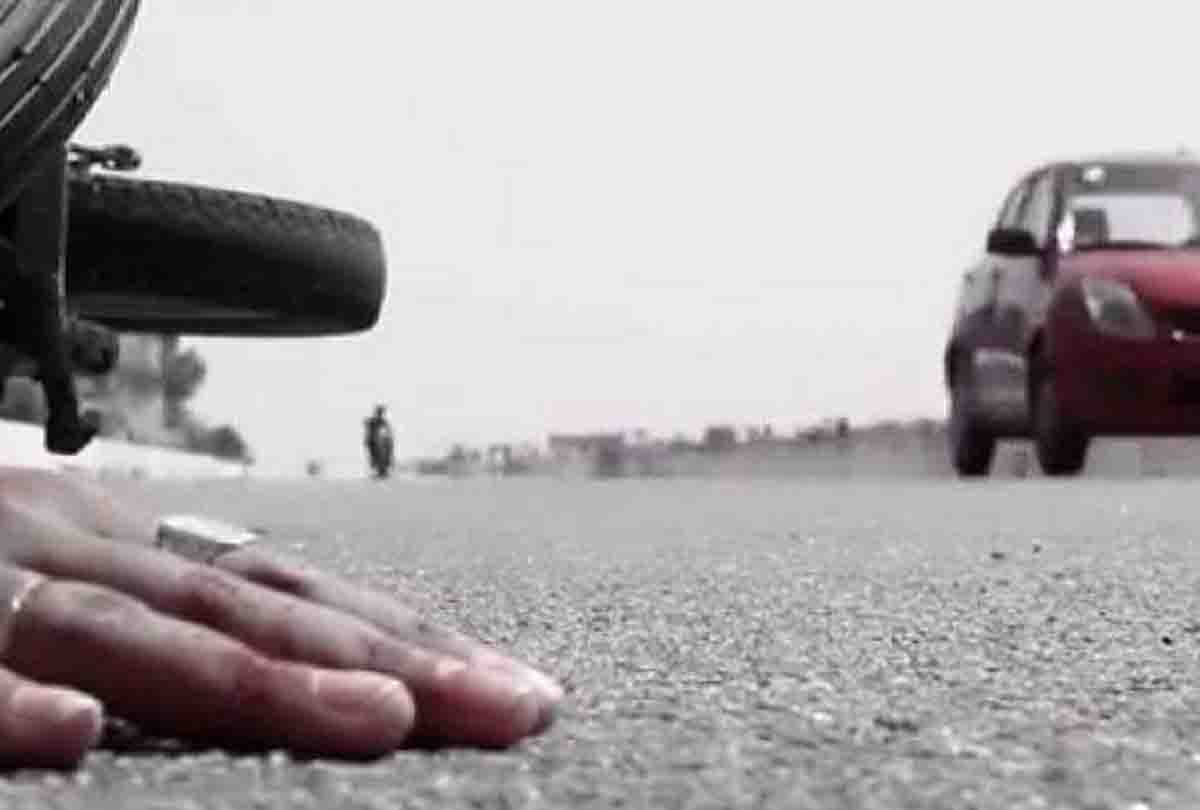 road accident on kanpur sagar highway six people injured