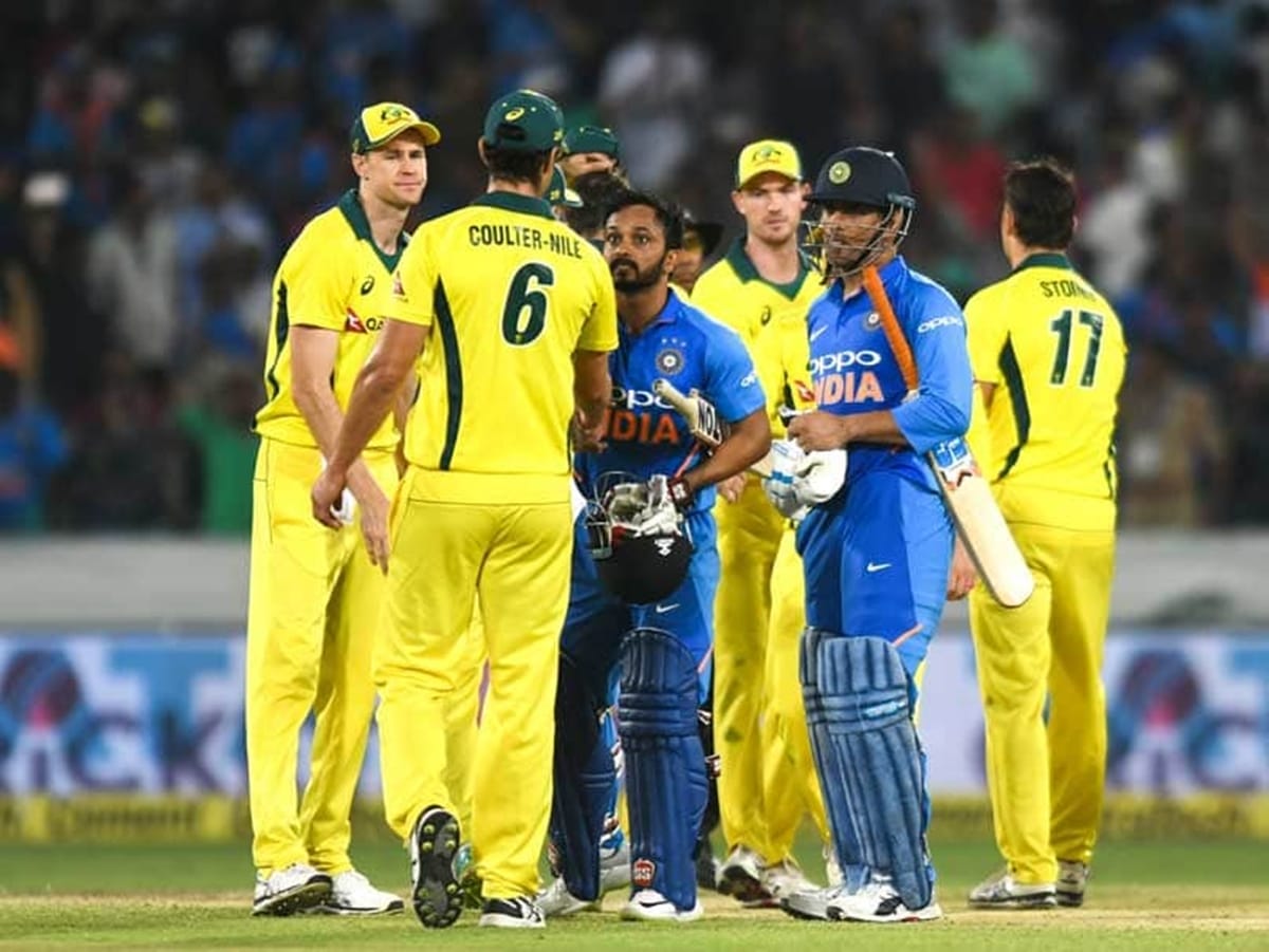 ms dhoni and kedar jadhav joins elite list after match winning partnership in hyderabad