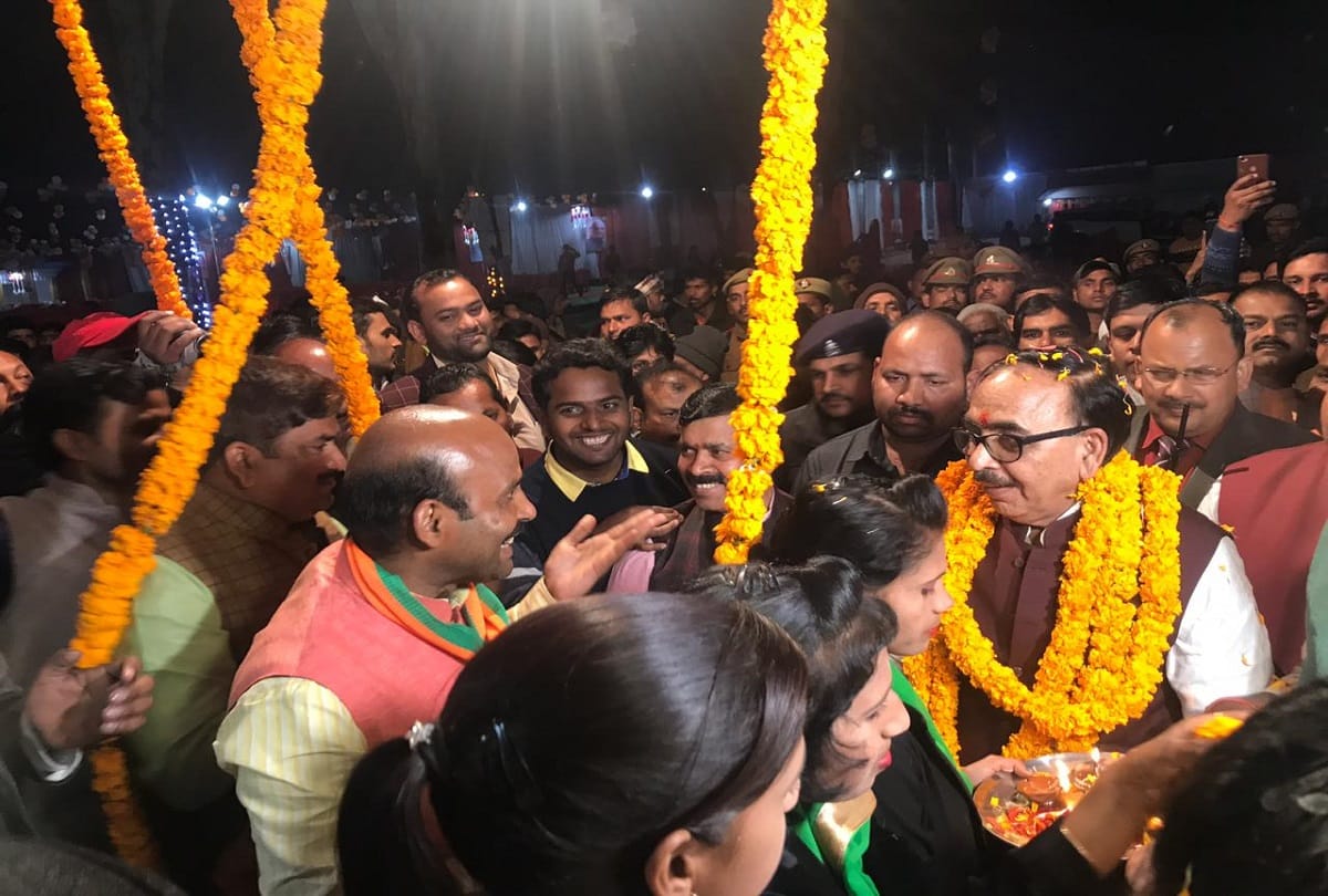 56 inches chest means potency and strong will says Mahendra Nath Pandey