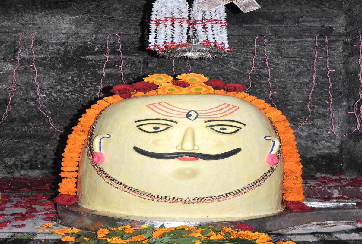 Shivratri 2019: Baba Bhootanath seen as Rameshwar Mahadev