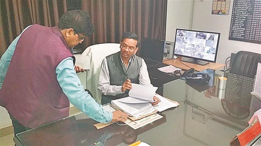 Newly-handled DM takes charge, old left