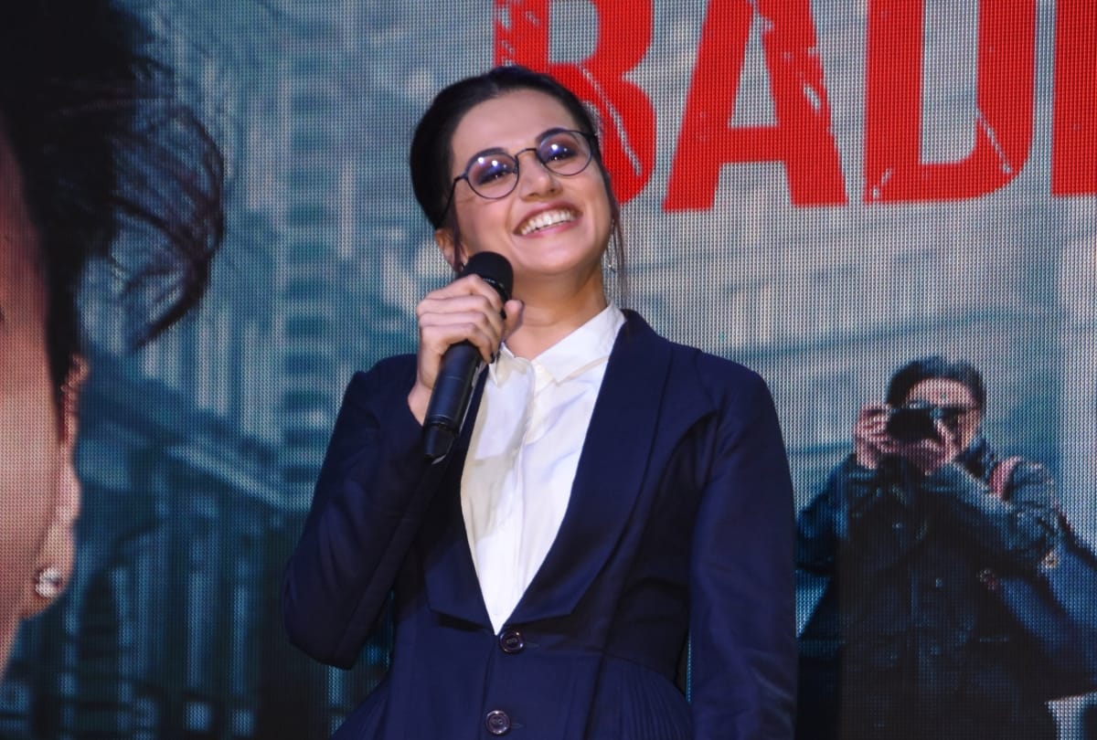 taapsee pannu spokes on kangana ranaut sister rangoli chandel comments