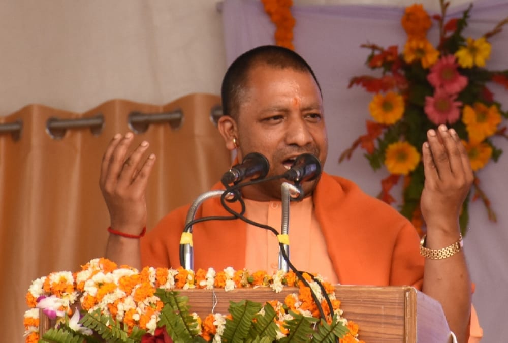 Yogi Adityanath addresses rally in Jharkhand.