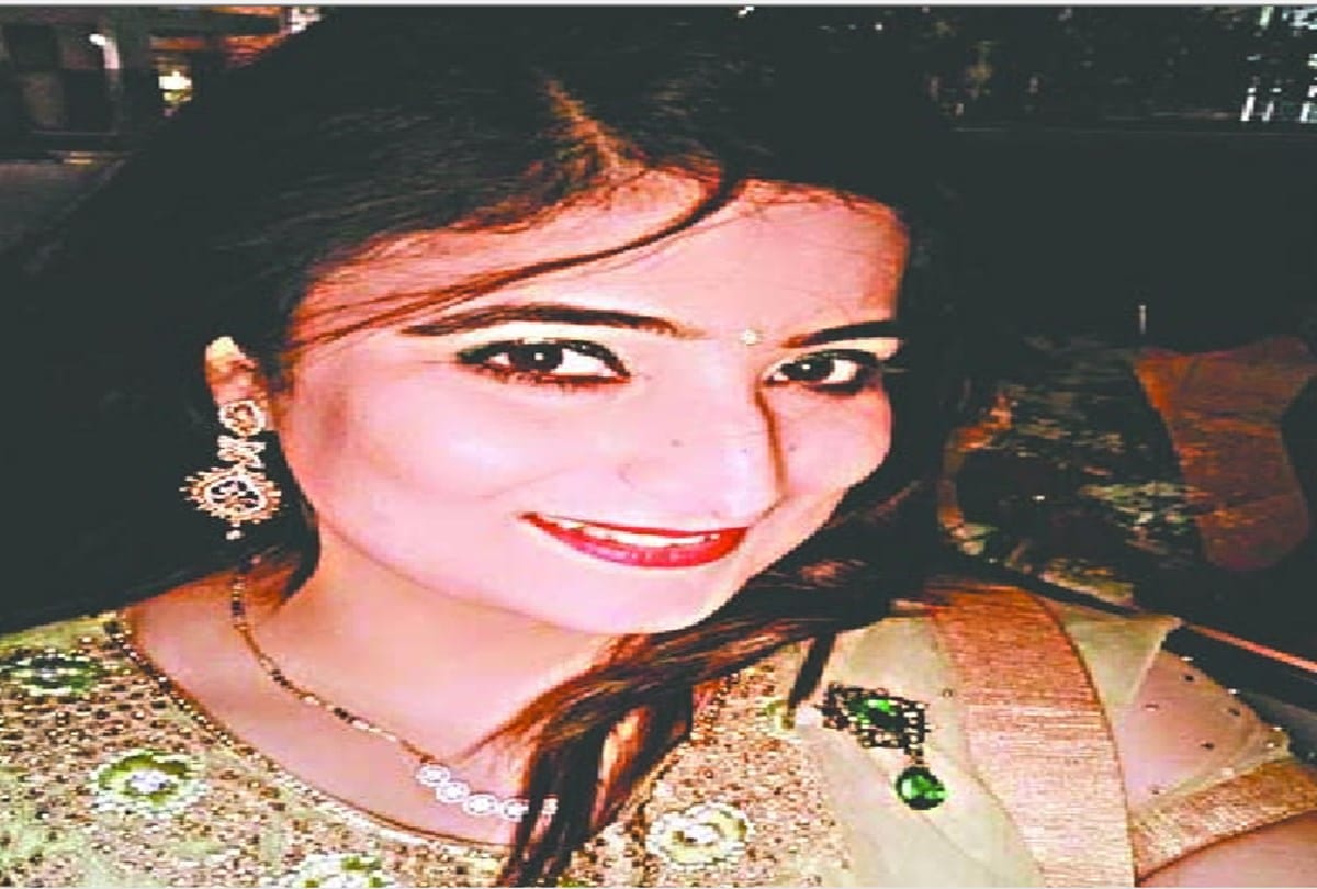 Aastha Munjal death case, Injection marks found on wrist of doctor