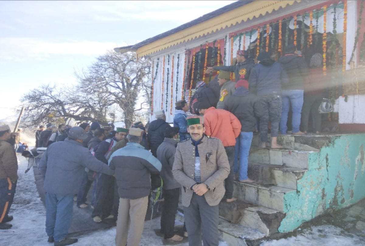 Know Religious Facts About Bijli Mahadev Temple in Himachal