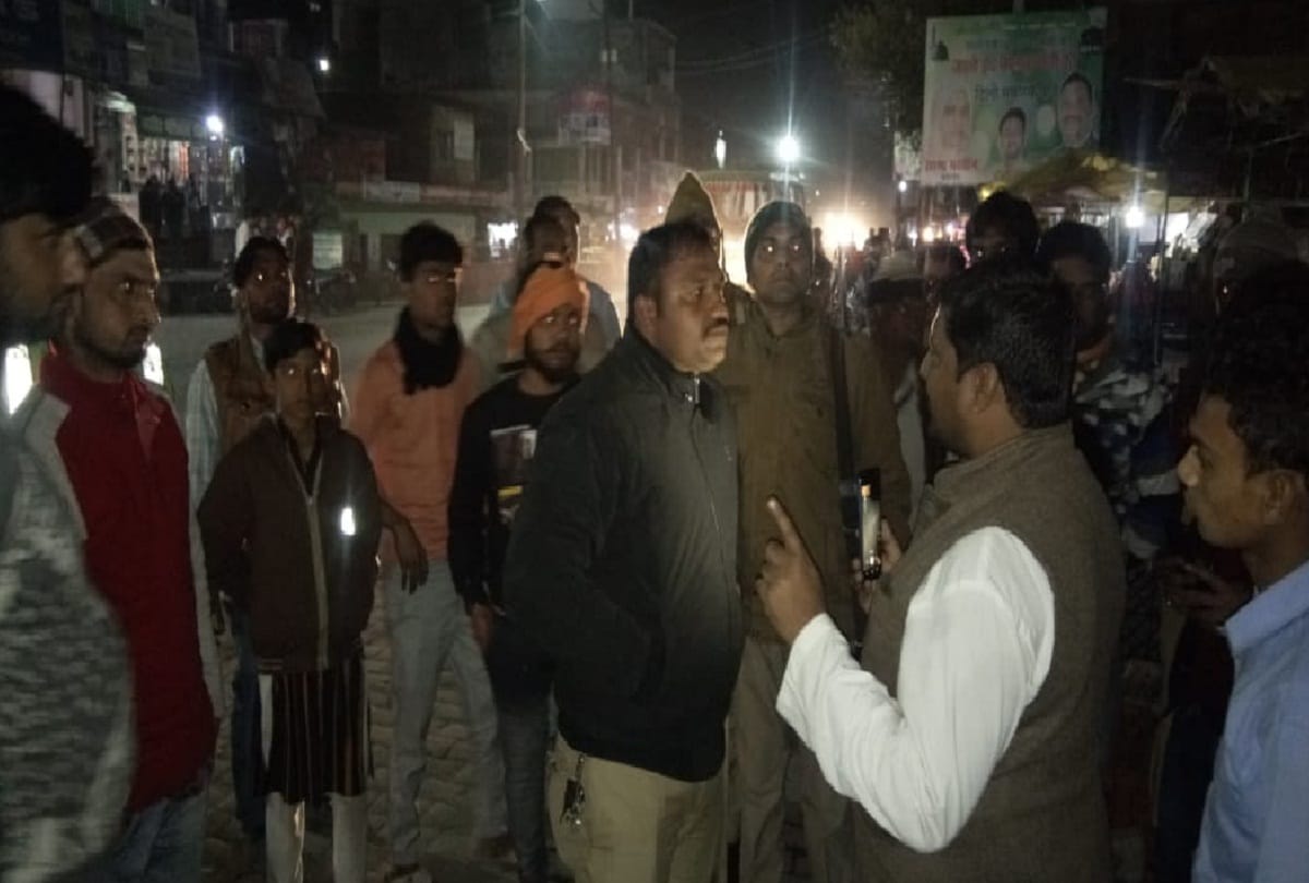 Hoardings with objectionable comments against Mukhtar Abbas Naqvi in rampur