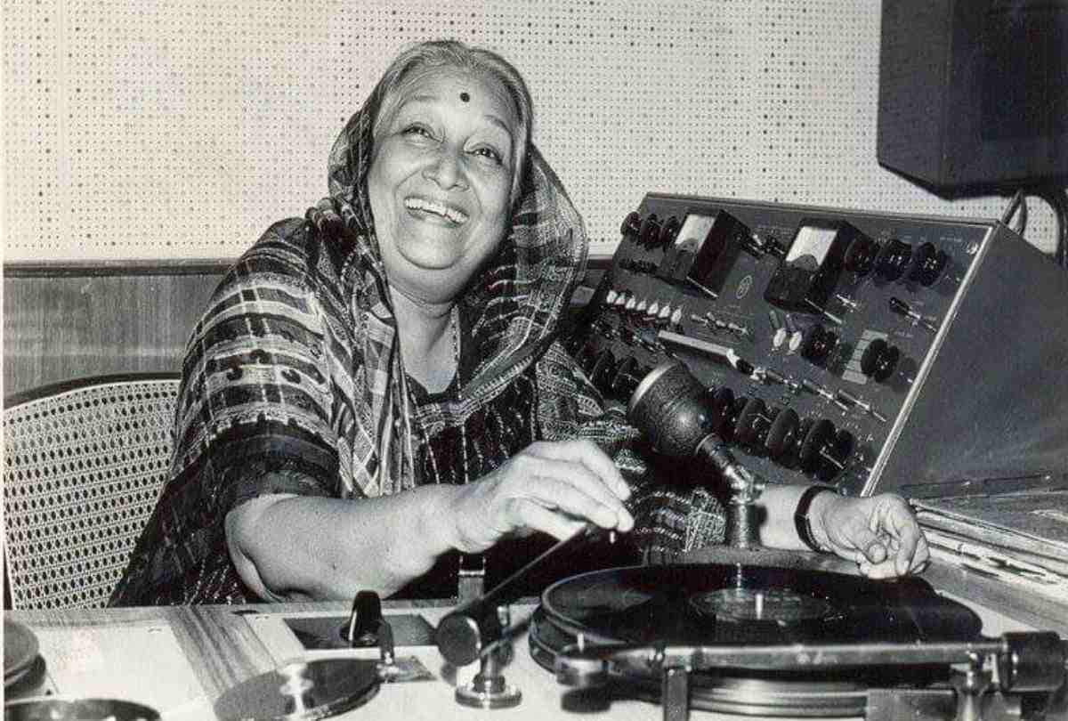 dina pathak birthdat special story mother of ratna pathak and supriya pathak