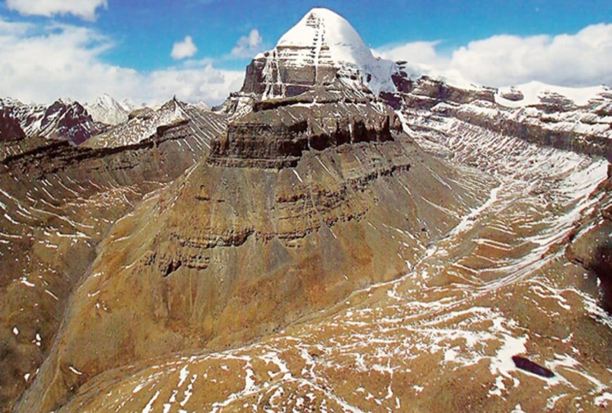 Mahashivratri 2019 know about interesting fact of kailash mountain