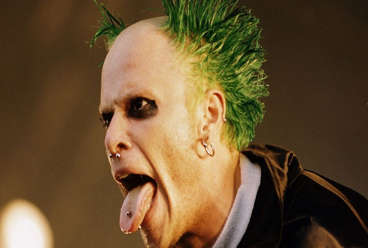 famous Musical band The Prodigy singer Keith Flint dies at age 49 in his home