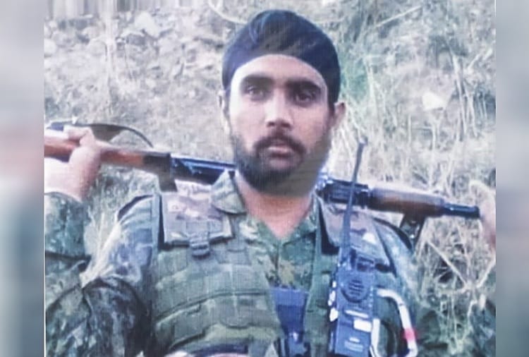 Indian Army Lance Naik Kuldeep Singh Funeral, Who Lost Life in Avalanche in Kargil
