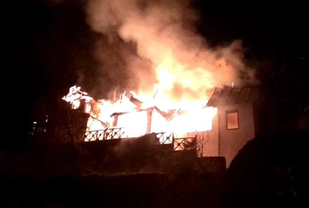 Fire broke out in nainital metropol hotel building