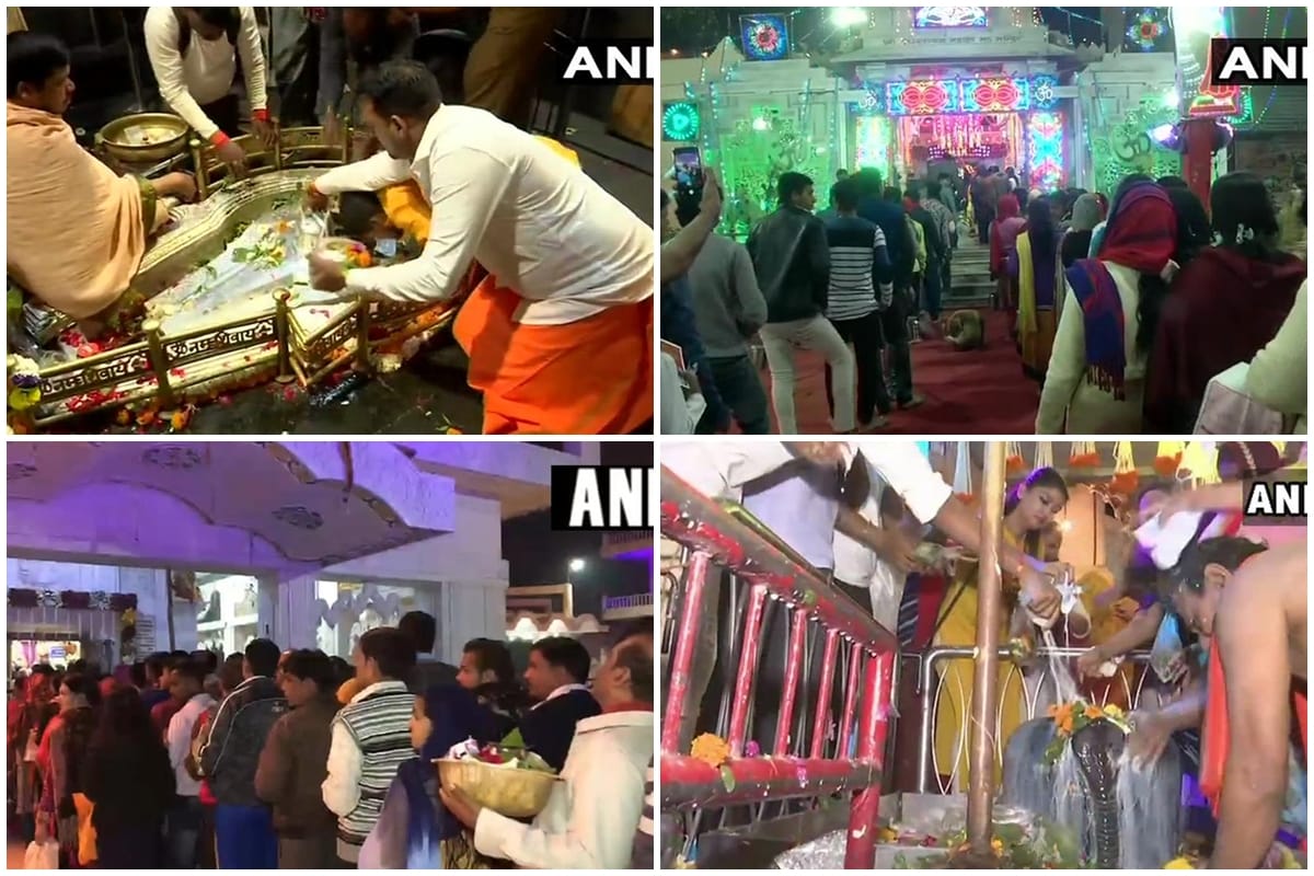 Devotees are offering prayers to Lord Shiva on the occasion of Maha Shivratri