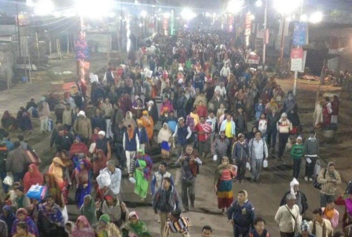 Kumbh 2019: Devotees crowd in kumbh on mahashiratri snan see pictures