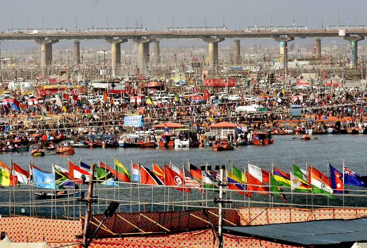 Prayagraj Kumbh Mela complete big issue made in Lok Sabha elections