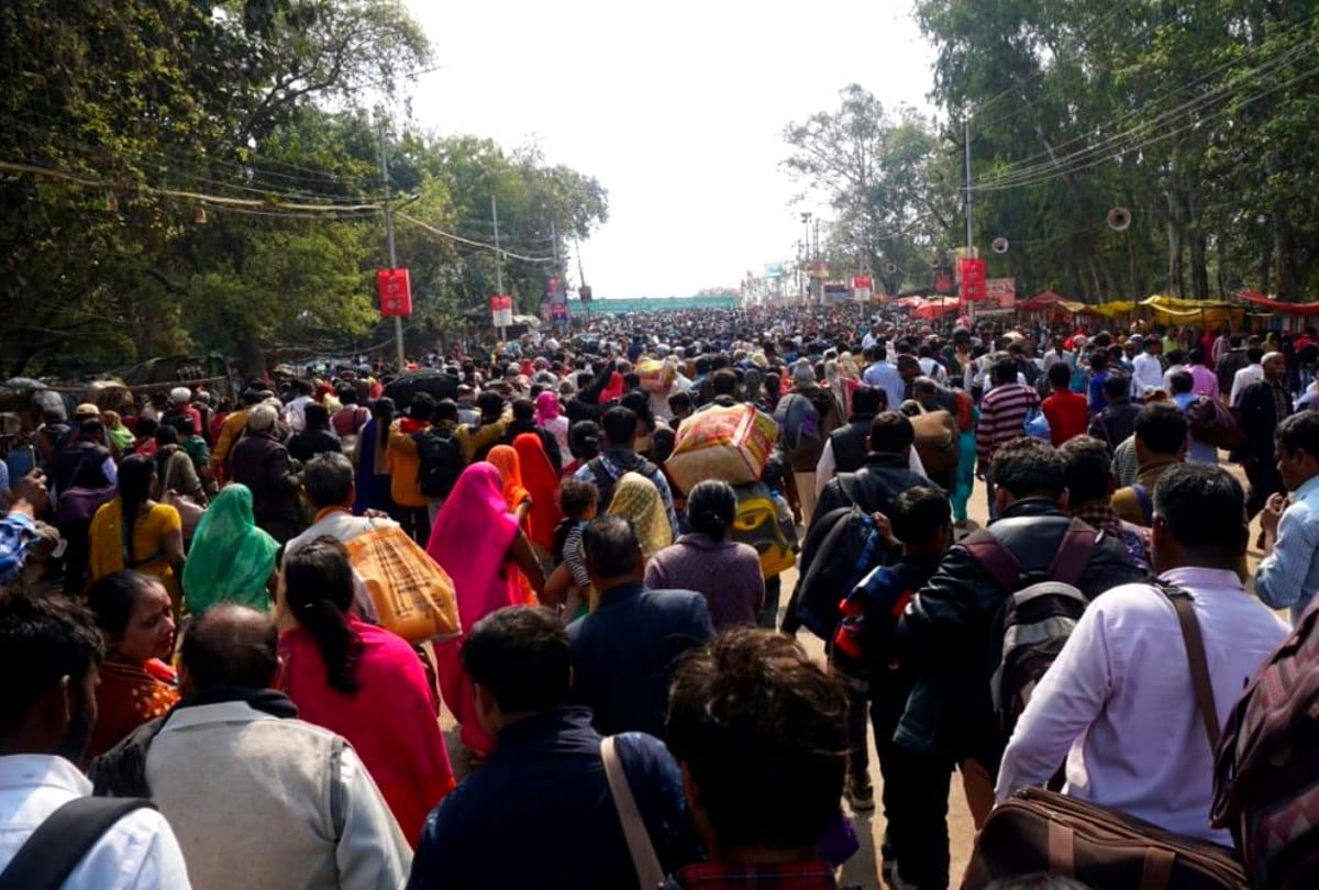 Kumbh 2019: Huge devotees crowd on the last snan parv in kumbh mela