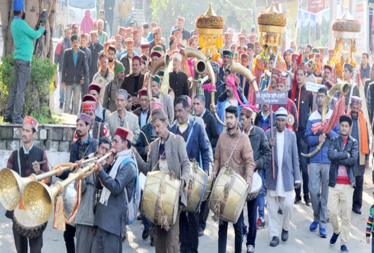 150 deity and goddess reached mandi for Shivratri festival