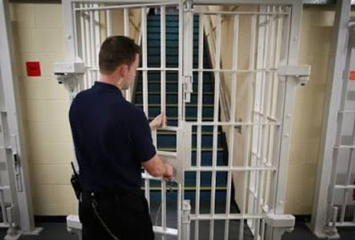 zero crime rate in netherlands where most of the jails are now built in luxurious hotels