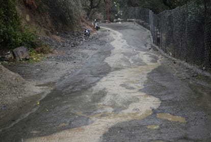 fresh snowfall and hailstorm in himachal pradesh