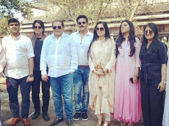 ravi kishan daughter riva kishan and padmini son priyank debut movie sab kushal mangal