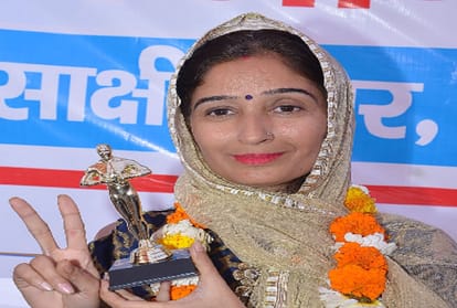 Oscar winner hapur girl Sneh say no to police job for doing big in life