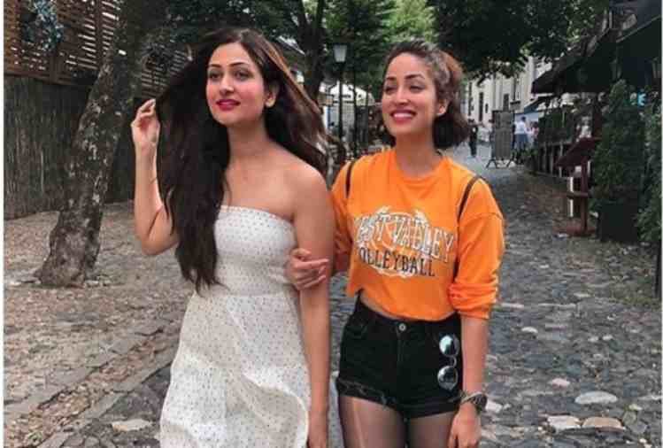 janhvi kapoor to yami gautam these bollywood actress ready for her debut