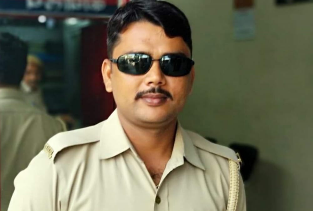 DGP visits trauma center to meet injured sipahi.