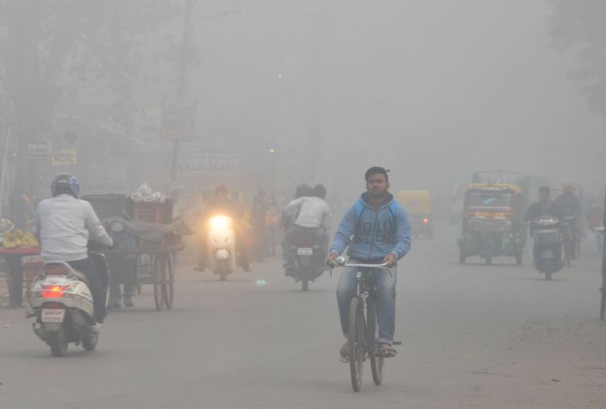 agra weather change due to rain and fog