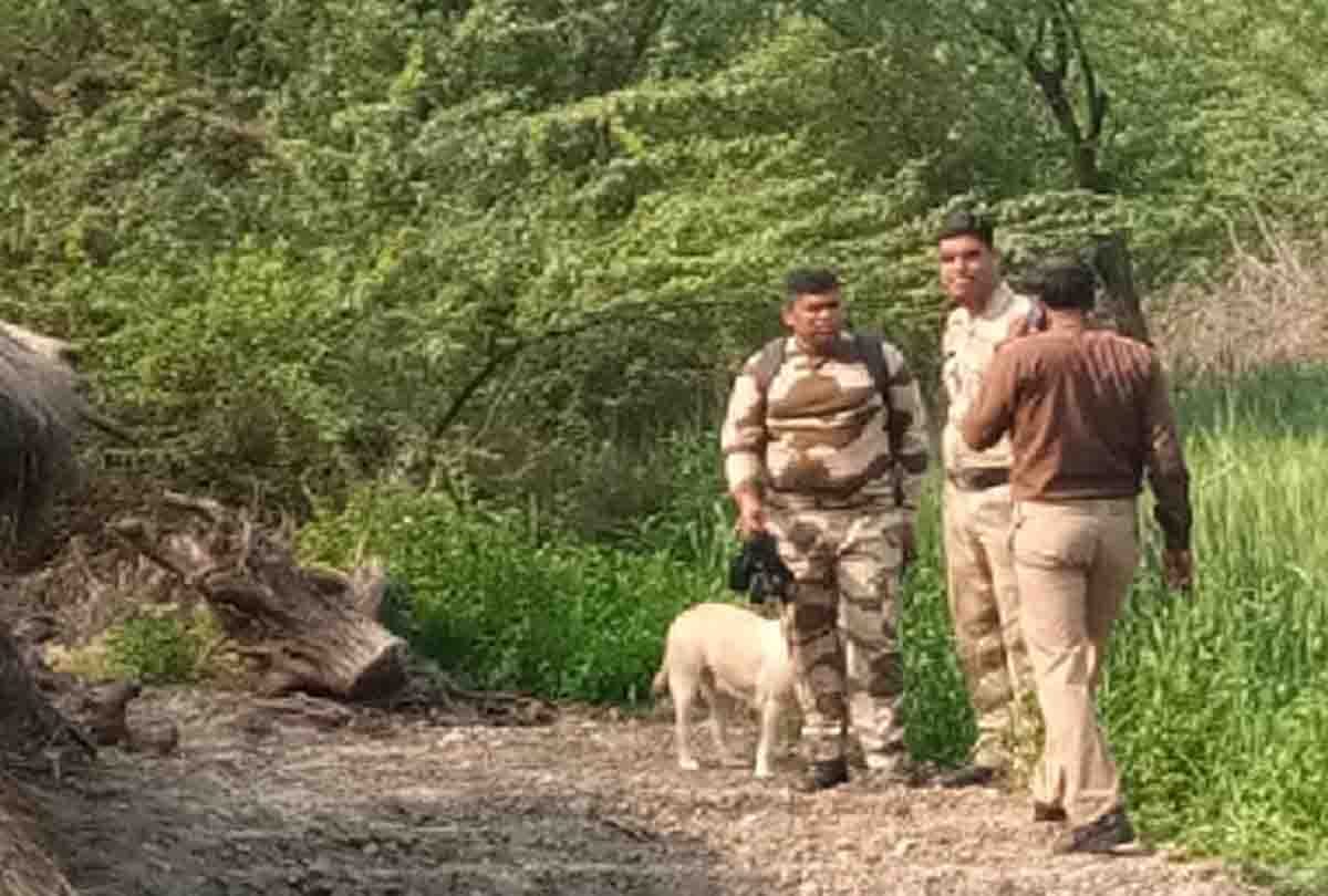man lived alone with bhabhi and he found dead