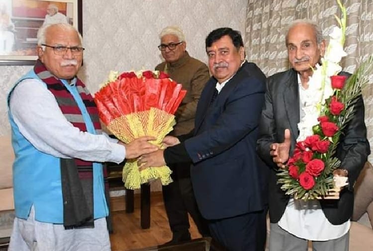 Kailash Bhagat Meet CM Manohar lal in Chandigarh