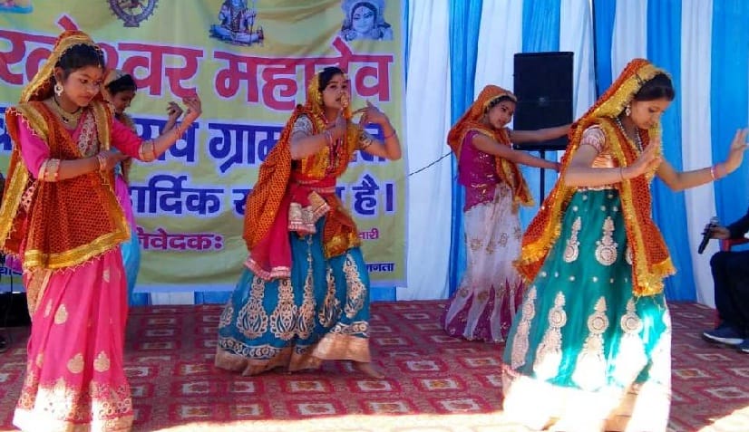 Shows of cultural events culminating at the end of Bileshwar festival
