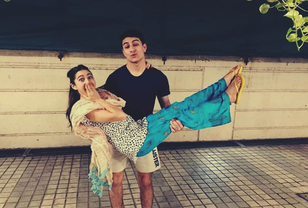Sara ali khan birthday wishes to brother ibrahim ali khan